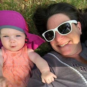 Meet your Posher, Laura